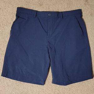 Perry Ellis Portfolio mid length shorts